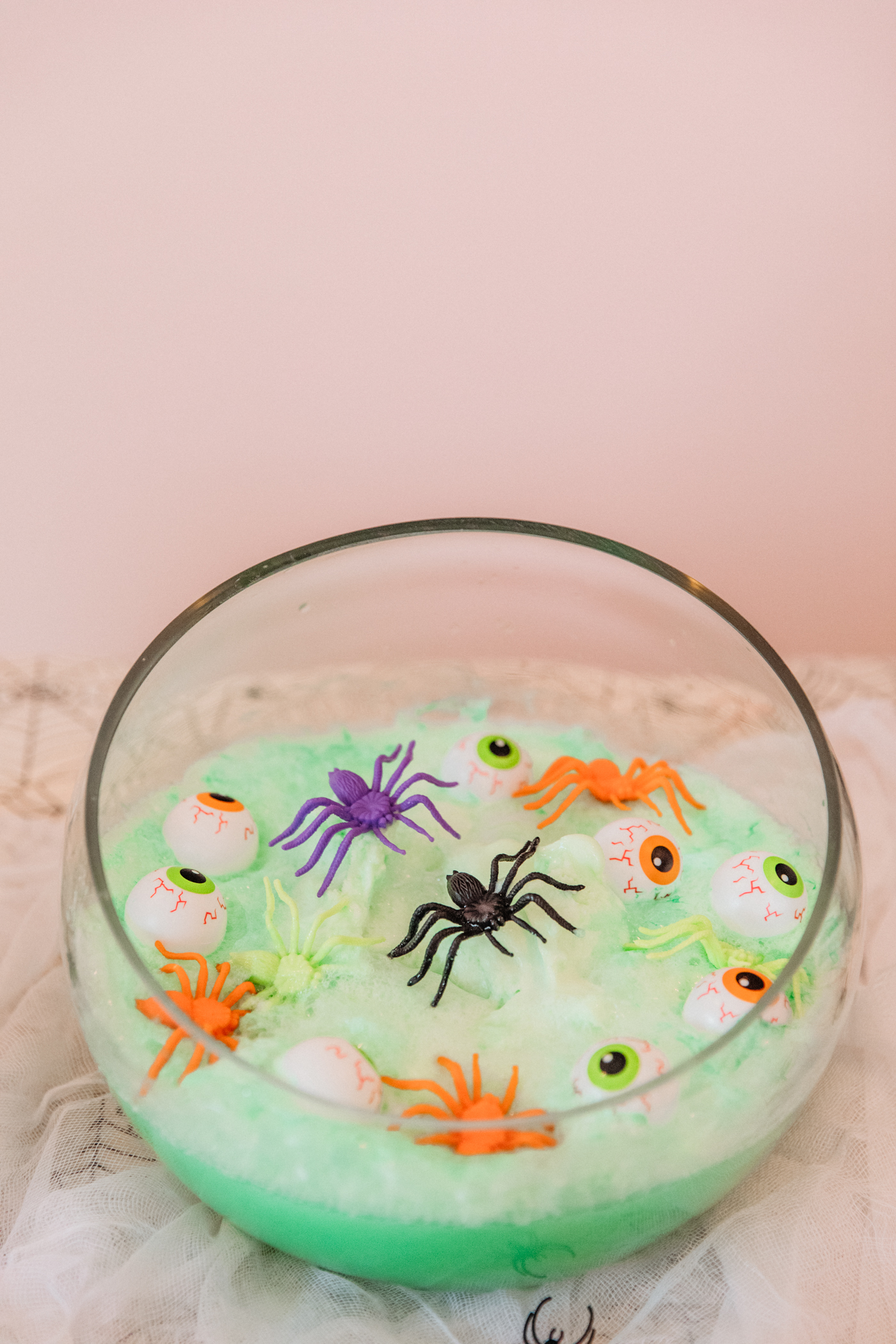 Halloween Witches' Brew Punch in a bowl 