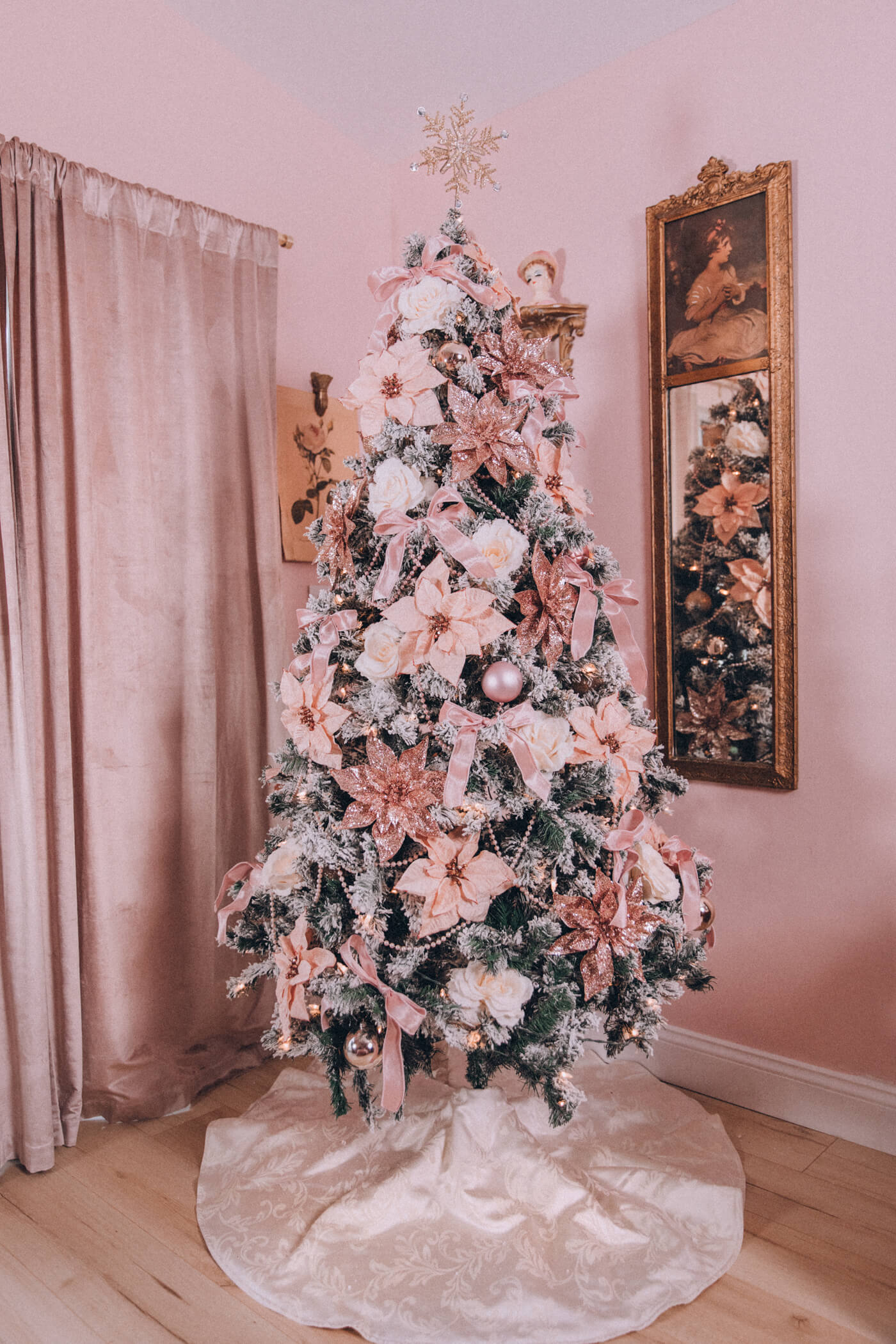 Keiko Lynn's soft pink christmas decor